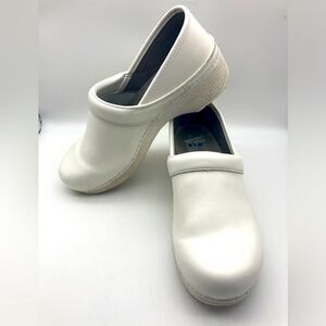 Dansko LT Comfort Professional White Clogs SZ 42/11,5